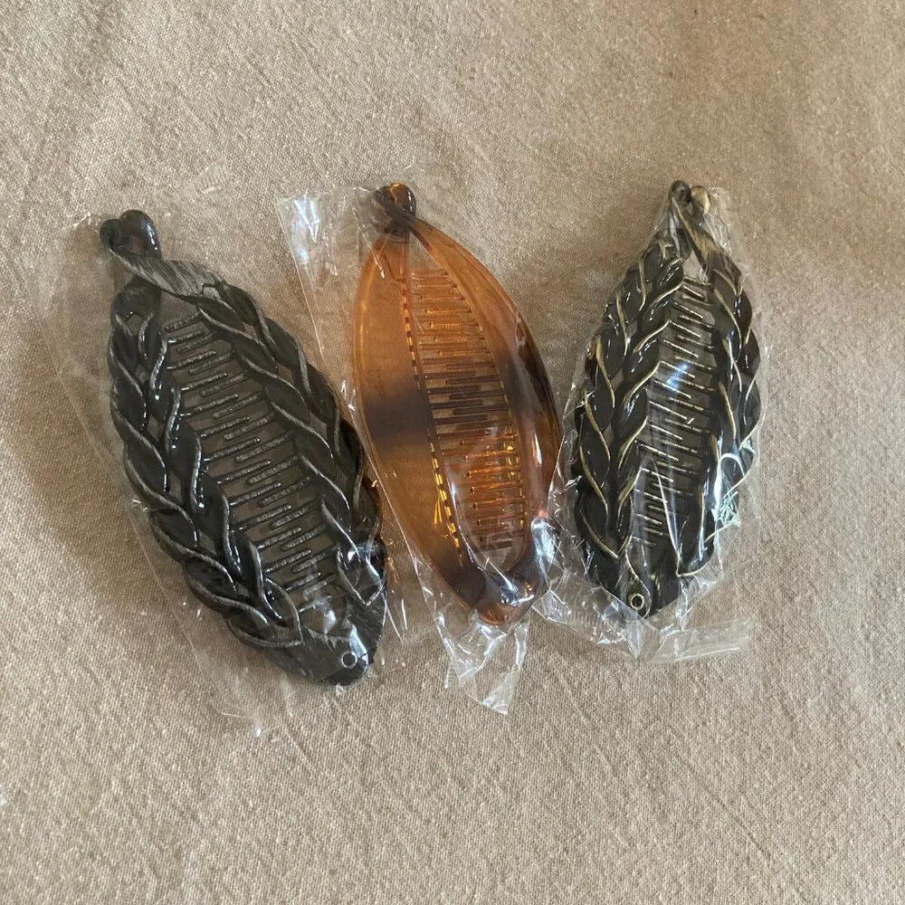 3 Banana Hair Clips